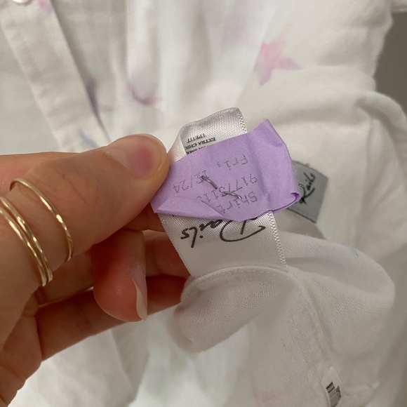 Rails Womens Charli Tie Dye Stars White Linen Blend Shirt Blouse Top Size XS - Picture 9 of 9